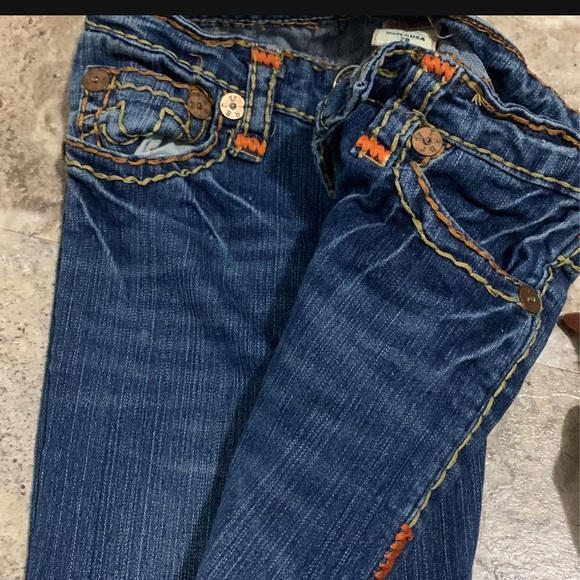 Jeans - Picture 2 of 4